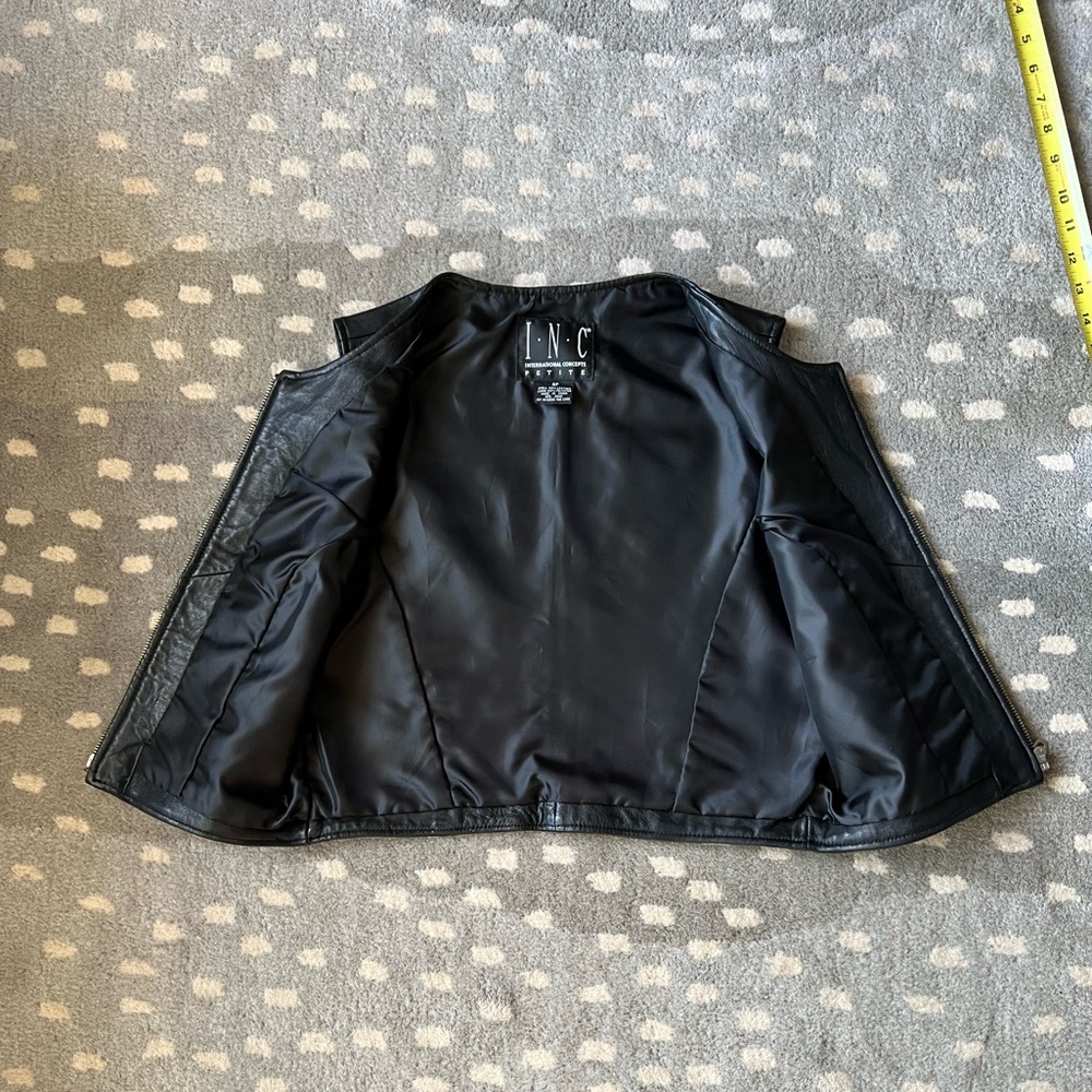Black 100% Leather Zip-Up Moto Vest, INC International Concepts - Sz 8 Petite - Picture 5 of 13